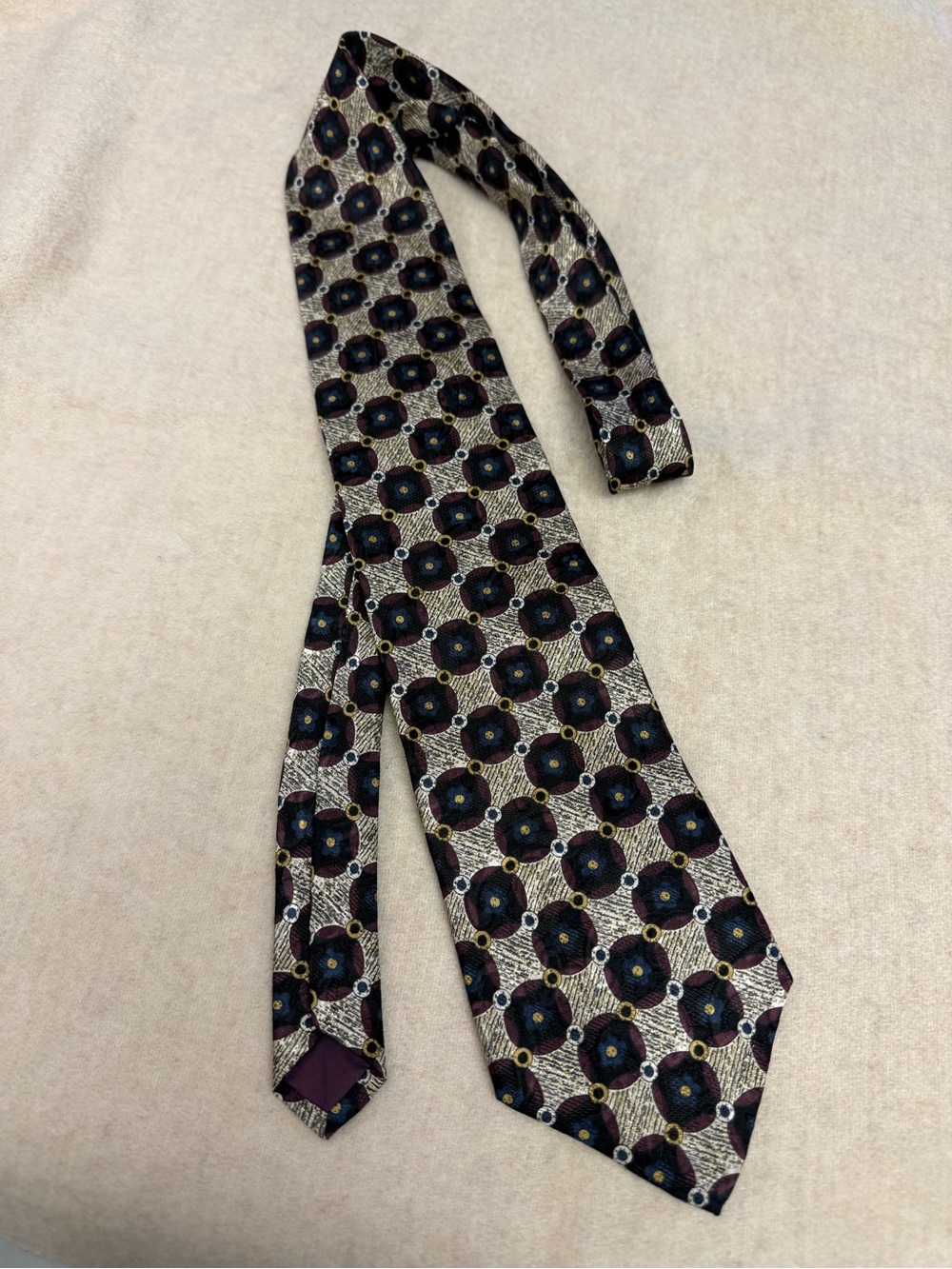 Boston Traders Black and Gray Geometric Floral Tie